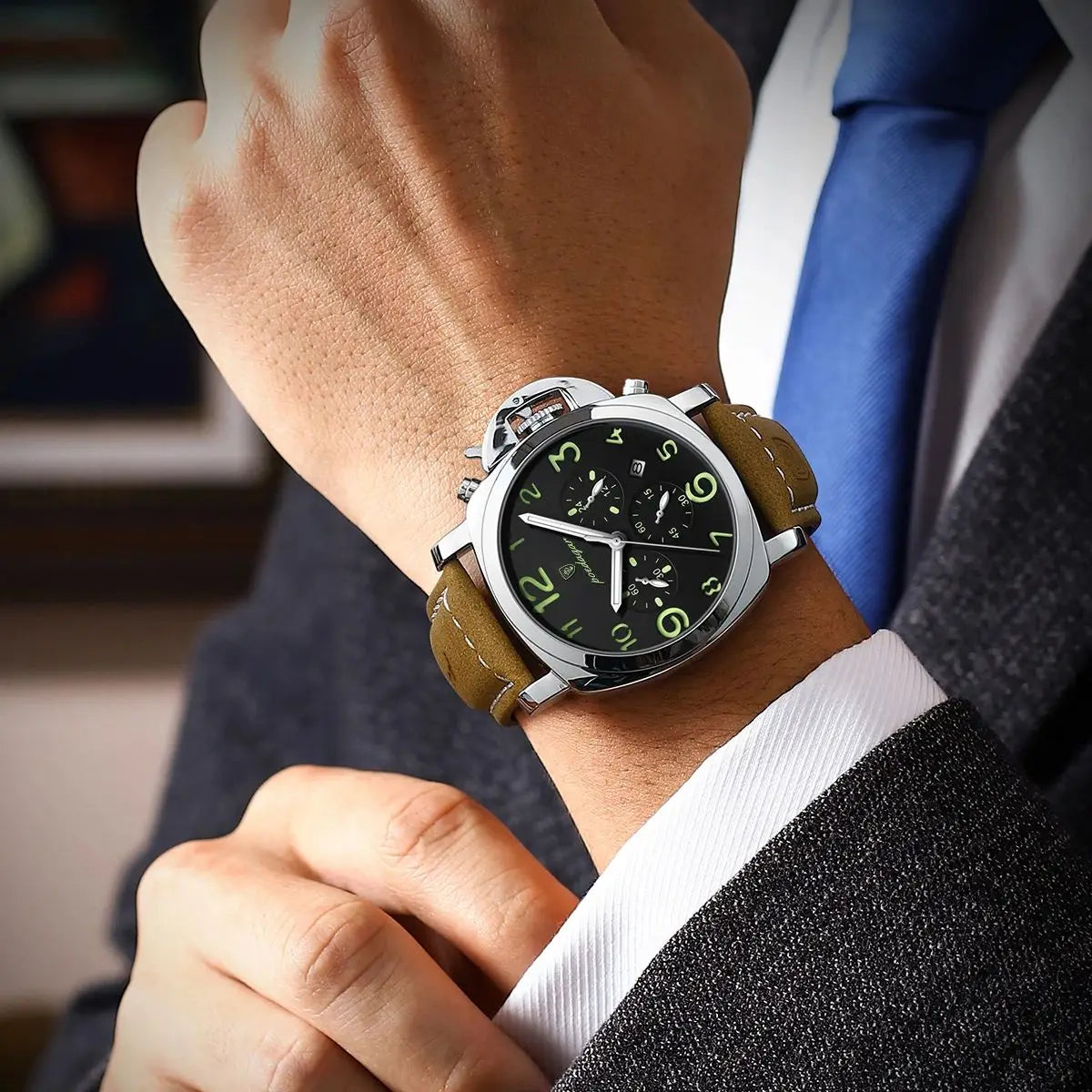 Luxury wristwatch - waterproof
