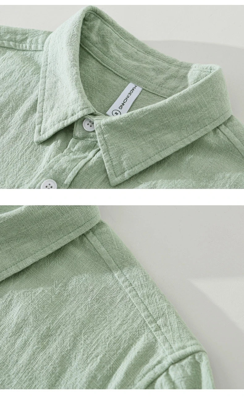 Completo estivo casual traspirante con pantaloncini e camicia a maniche corte per uomo